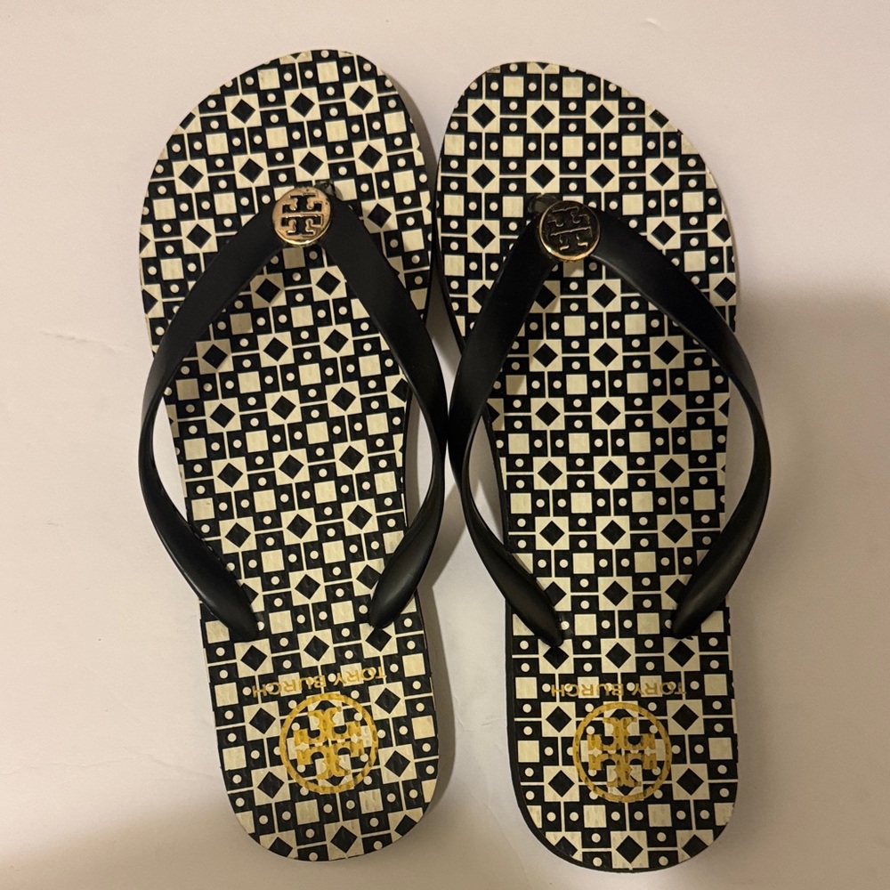 Tory Burch Black and Gold Patterned Sandals
